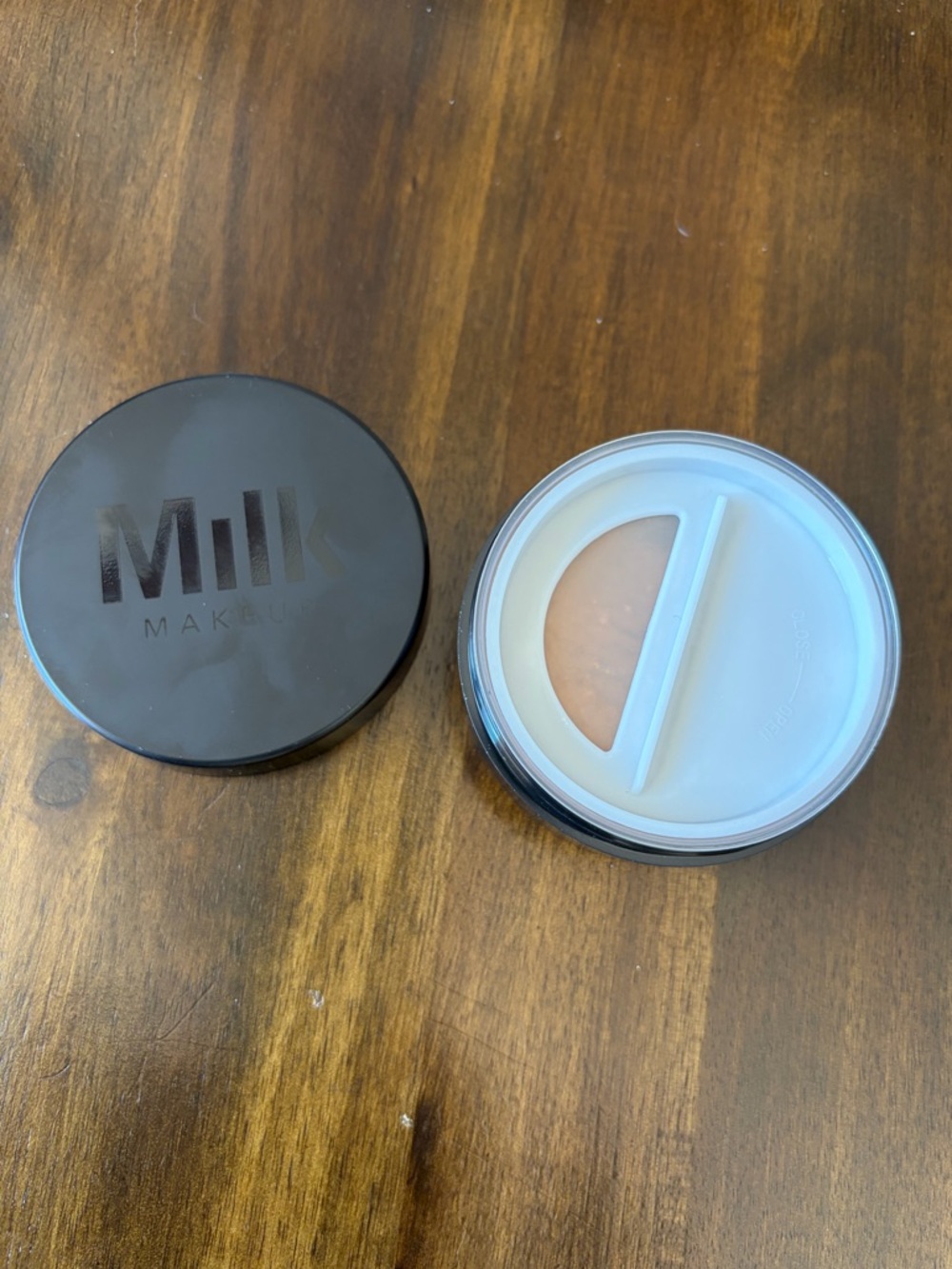 Milk Makeup Pore Eclipse Translucent Loose Setting Powder - Translucent Deep